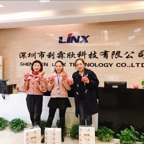 “尊重女性，关爱职工”三八女神节快乐